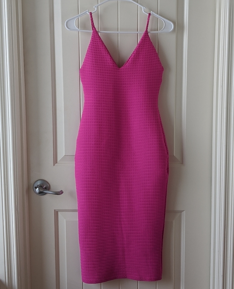 Bodycon pink dress. HOT!!!!